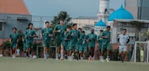 Bertekad Terus Bersaing di Papan Atas Klasemen, Persebaya Fokus Hadapi Persija di Laga Klasik