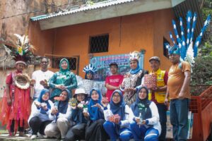 Kelurahan Sempur Bogor Sulap Sampah Jadi Karya Seni Bernilai Ekonomi