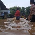 riban rumah terendam