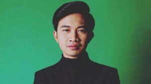 Promosikan Judi Online, YouTuber Katak Bhizer Diburu Polisi, Siapakah Dia?