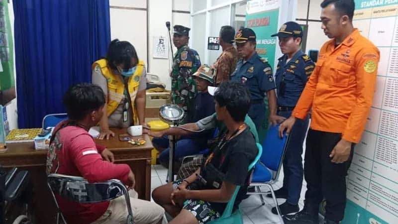 KMP Rama Giri Selamatkan Lima Penumpang Kecelakaan Laut