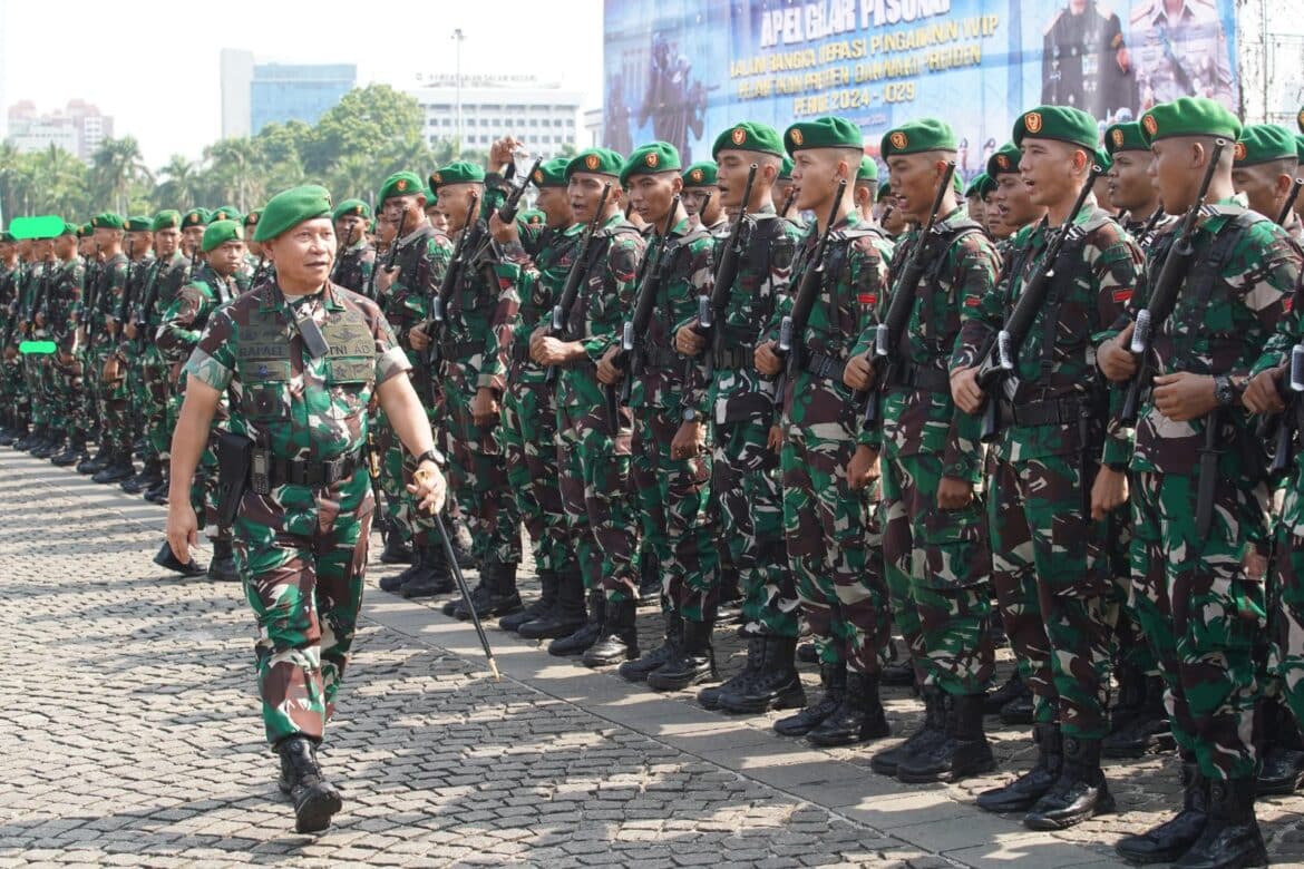 Apel pengamanan gabungan TNI/Polri dalam pelantikan Presiden dan Wakil Presiden di Monas. (Ist)