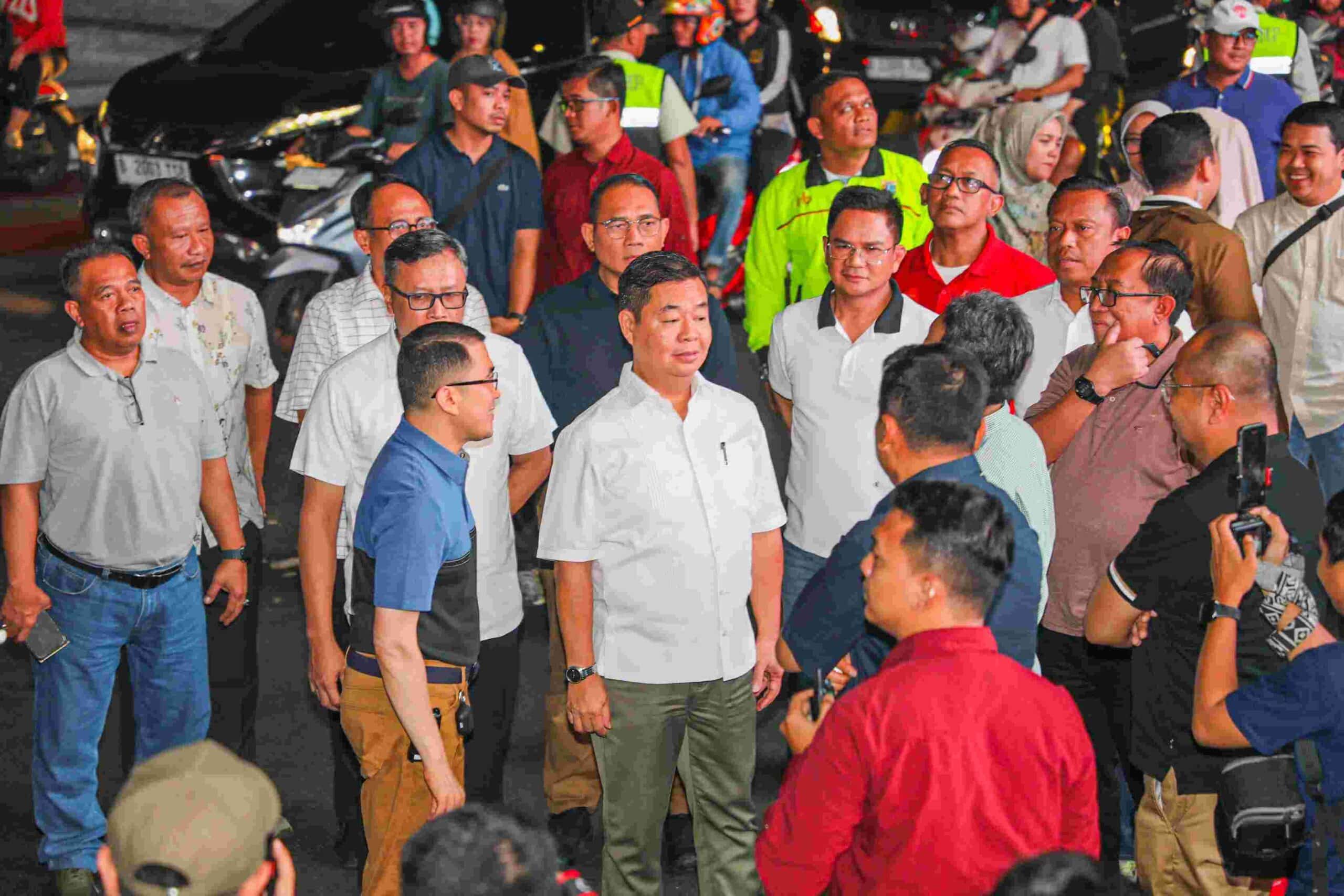 Penjabat (Pj) Gubernur DKI Jakarta, Teguh Setyabudi mengajak masyarakat dapat menyaksikan langsung kemeriahan pesta rakyat sambut pelantikan Presiden Prabowo. (Aldi)