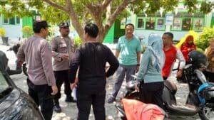 Jajan Jeli Pelajar SD Srengat Perutnya Mual Masuk Rumah Saki