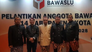 Bawaslu Surabaya Pelototi Kampanye Daring dan Luring