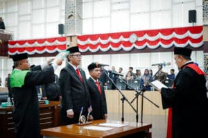 Pengambilan Sumpah Jabatan Pimpinan DPRD Kota Bogor, Zenal Abidin dan Dadang Iskandar, Isi Kursi Wakil Ketua