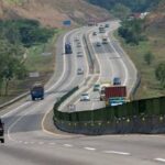 Salah satu ruas jalan tol di Cipularang arah Bandung dipergunakan pemudik ke Bandung dan sekitarnya. (Ist)