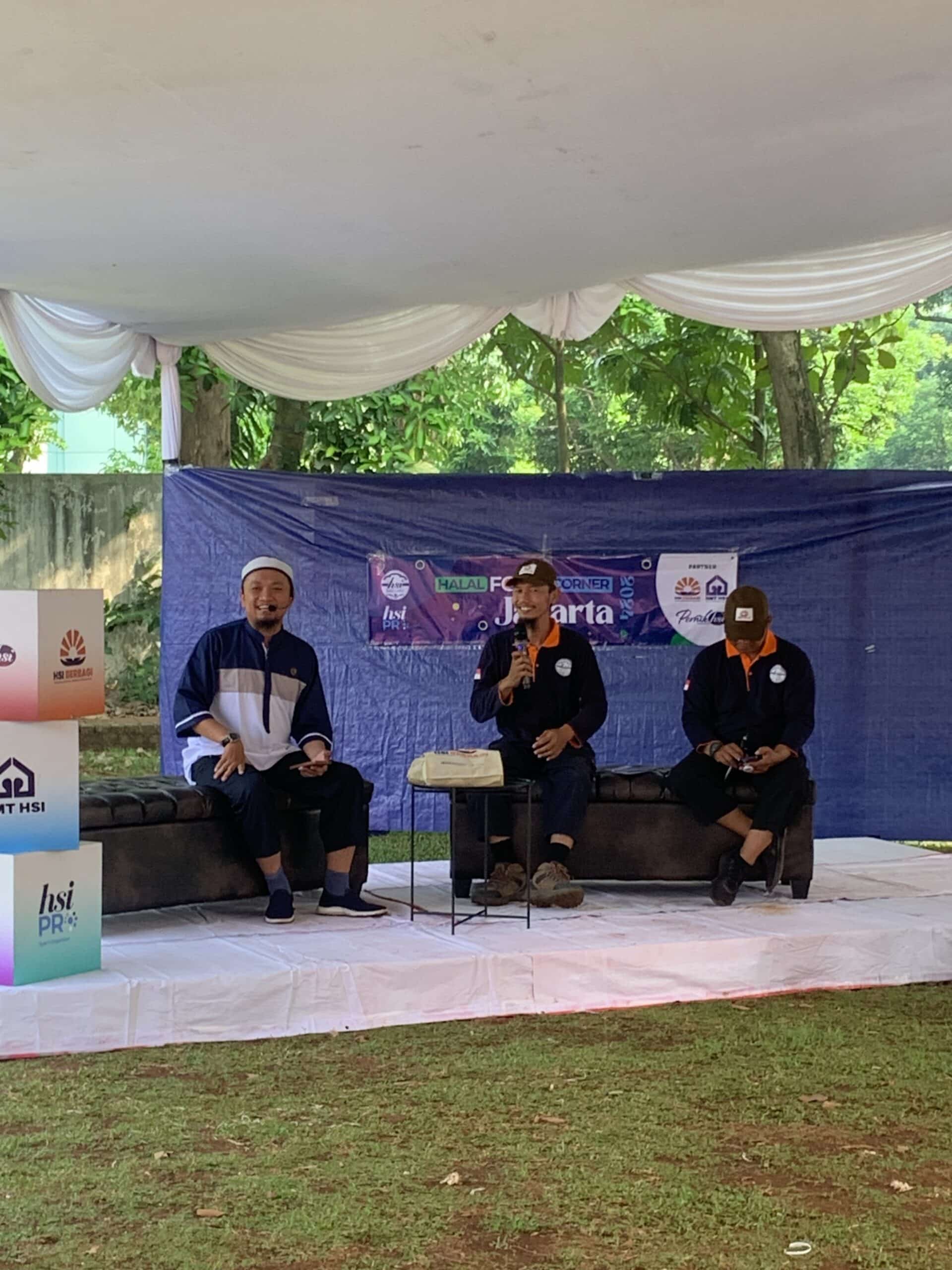 Kelompok HSI ketika temu darat dengan netizen di Bumi Perkemahan Ragunan, Jakarta Selatan (Aris MP)