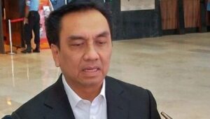 Dukung Ridwan Kamil di Pilkada Jakarta, Effendi Simbolon Dipecat PDIP