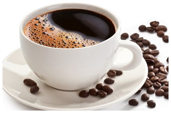 kopi hitam di pagi hari