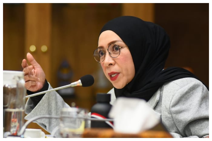 Perkumpulan Wanita Filantropi dan Melly Goeslaw Serahkan Bantuan untuk Palestina