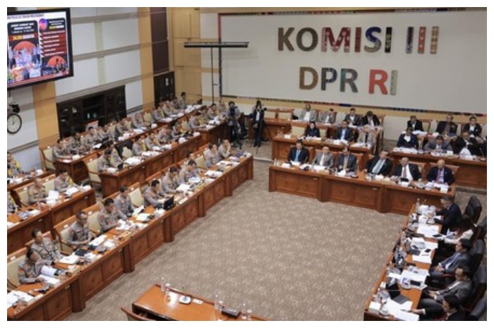 Rapat anggota DPR