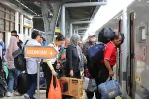Seluruh Simpul Transportasi Nasional Siap Hadapi Lonjakan Penumpang Saat Libur Nataru, Ini Kata Menhub