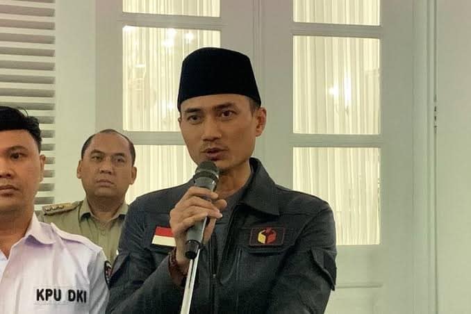 Ketua Bawaslu DKI Jakarta Munandar saat jumpa pers di Balai Kota Jakarta (Ist)