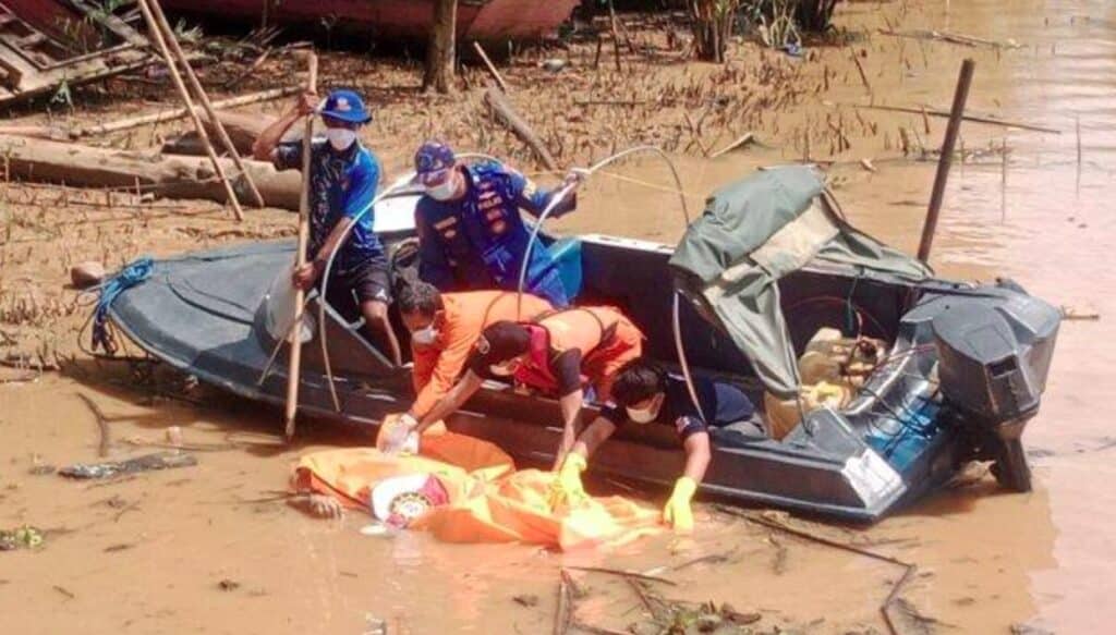 Mayat Tenggelam Ditemukan di Sungai Kusan, Polisi Selidiki Penyebab Kematian