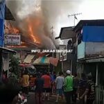 Permukiman penduduk di Rawa Selatan terbakar. (tangkapan layar info_jakarta pusat)
