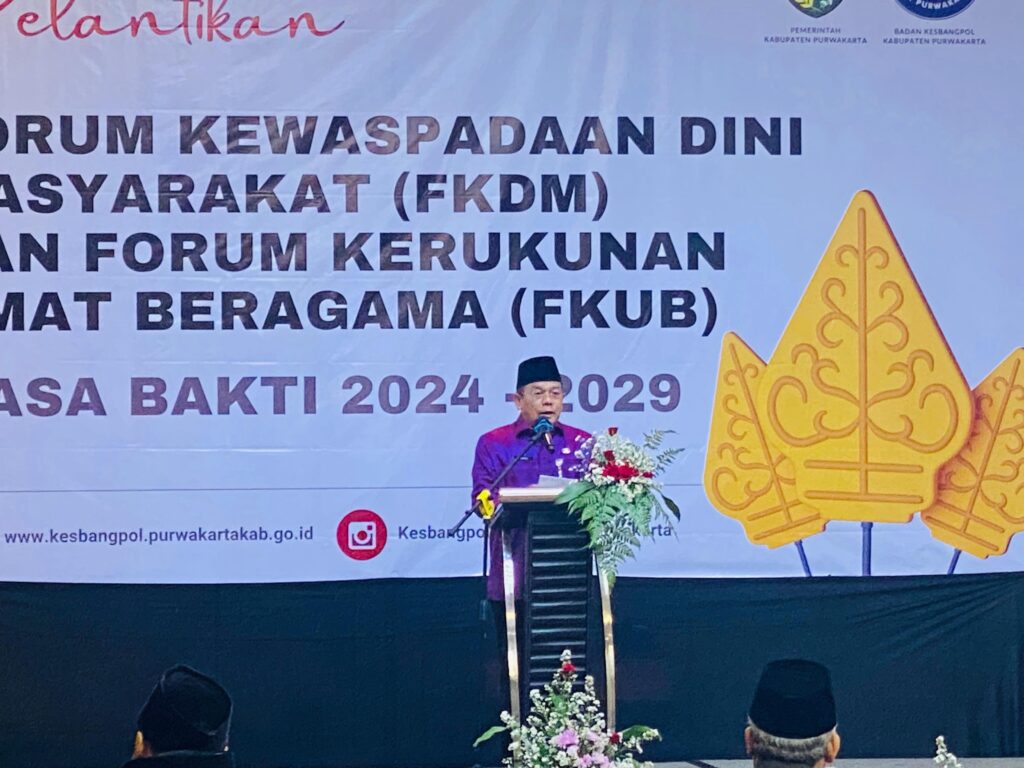 Pj Bupati Purwakarta Lantik Pengurus FKDM dan FKUB