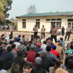 Kapolres Serang AKBP Condro Sasongko meninjau simulasi pengamanan Pilkada 2024. (jm)