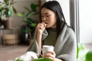 Ini Penyebab Banyak Orang Terserang Batuk Pilek Saat Musim Hujan, Simak 4 Cara Mudah Cegah Flu