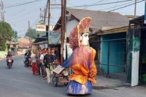 Ondel-Ondel untuk Mengamen Merendahkan Budaya Betawi