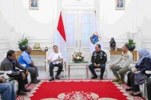 Pj Gubernur DKI Janji Bakal Kaji Lebih Lanjut Aspirasi yang Disampaikan Buruh