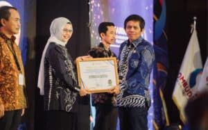 Pemprov Kalimantan Selatan Raih Penghargaan Kepatuhan Pelayanan Publik dari Ombudsman RI