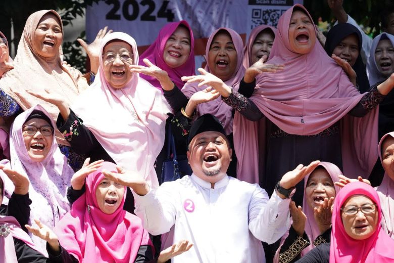 Jelang Pilwalkot Bogor,  Atang-Annida Mendekat, Dedie-Jenal Terdesak!