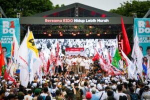 Kampanye Akbar di Lapangan Banteng, RIDO Berterimakasih Pada Warga