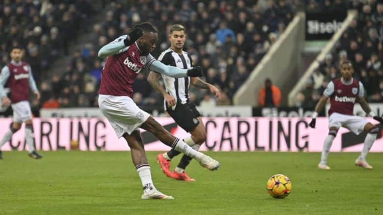 West Ham Kalahkan Newcastle 2-0