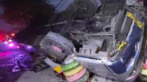 Terguling di Maospati Sumber Selamat Hindari Motor Tergeletak di Jalan Raya