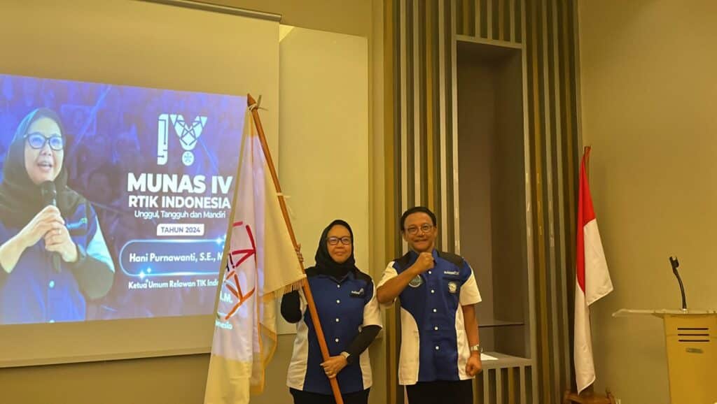 Relawan TIK Dinahkodai Hani Purwantini