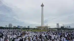 Ribuan Jemaah Hadiri Aksi Reuni 212 di Monas Jakarta