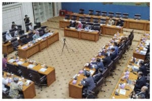 Komisi VII DPR Imbau Media Publik Fokus pada Dampak Sosial, Bukan Kompetisi