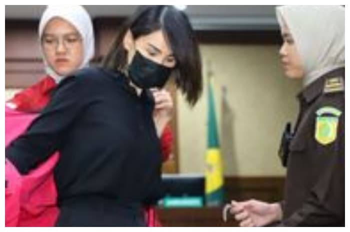 Terdakwa Helena Lim saat mengikuti sidang di Pengadilan Tipikor Jakarta. (Ist)