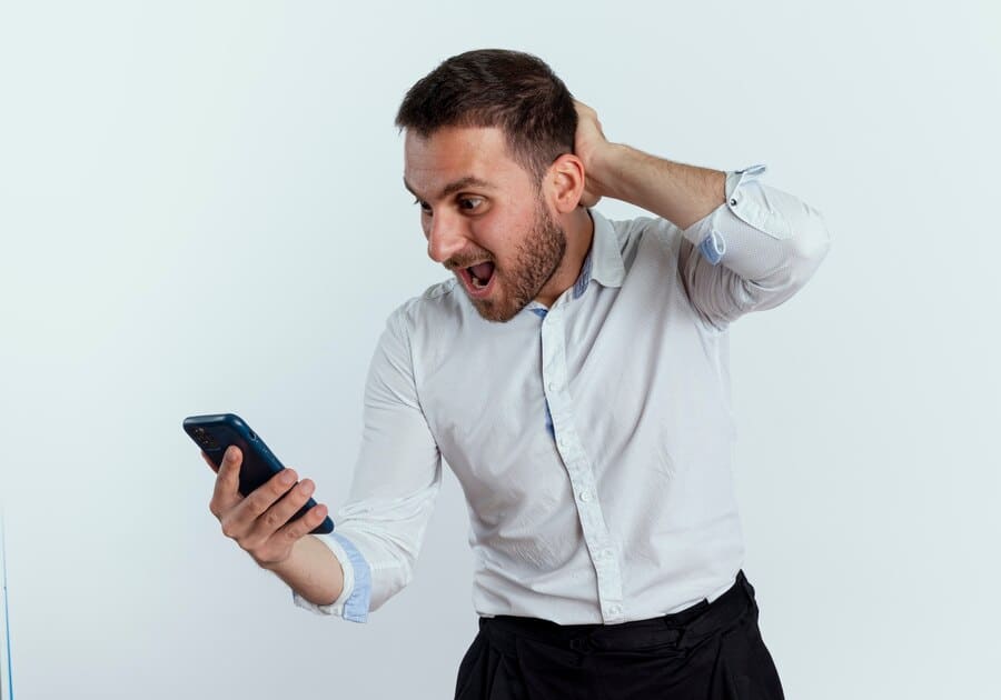 Gini Cara Mengatasi Hp Mati Total, Gak Usah Panik!