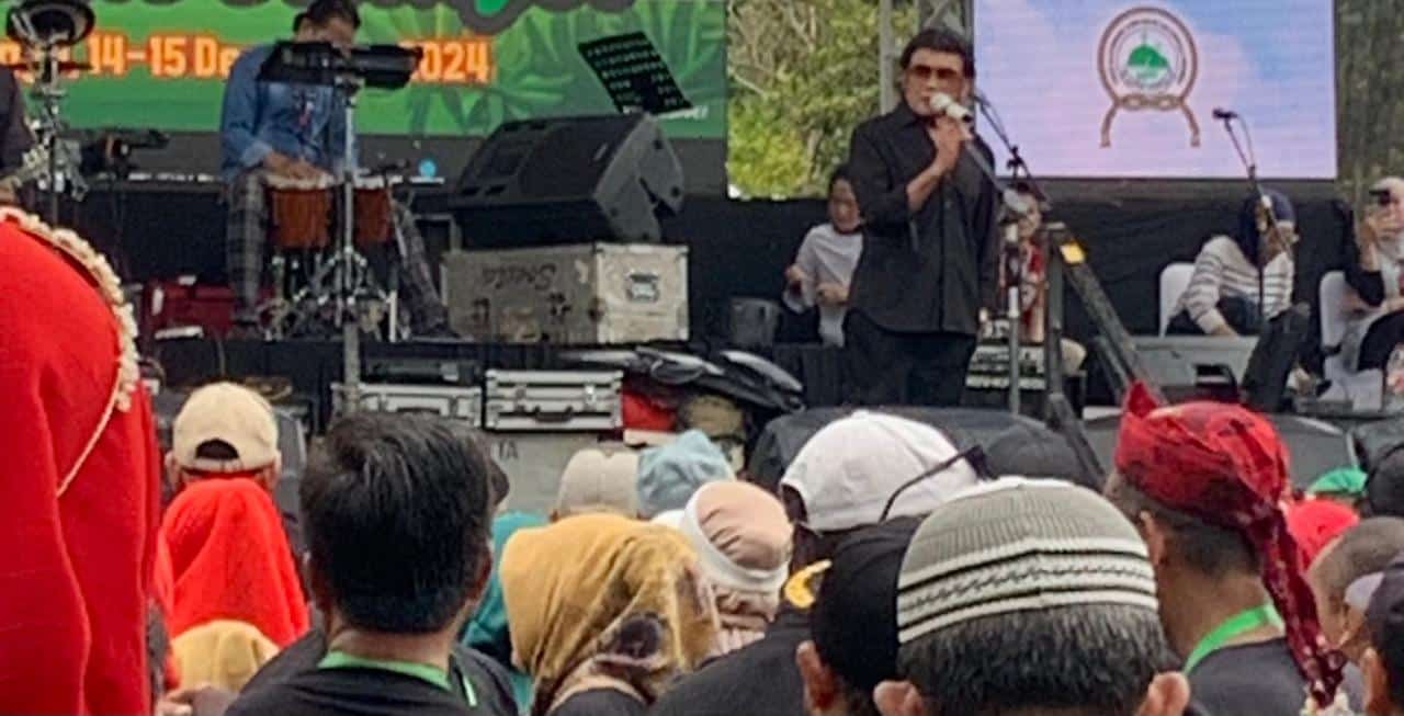 Pedangdut Rhoma Irama. (Aris MP)