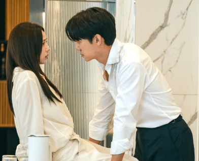 Nonton When the Phone Rings Episode 7 Sub Indo