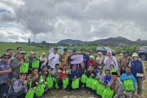 Pemprov Sulsel Bagikan 6,5 Juta Bibit Pohon Bangkitkan Hortikultura Unggul