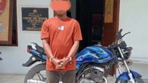 Mencuri Motor di Driyorejo Kehabisan Bensin, Pelaku Diciduk Pemiliknya