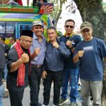 Warga demo tuntut Pemprov Sumut bangun Jalan Layang Medan-Berastagi dan pembangunan bronjong dipercepat. (Tb/KIS)