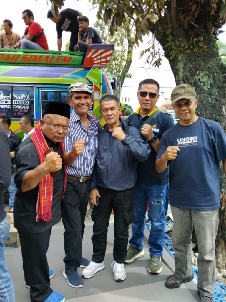 Ratusan Warga Demo Tuntut Pemprov Sumut Wujudkan Jalan Layang Medan – Berastagi