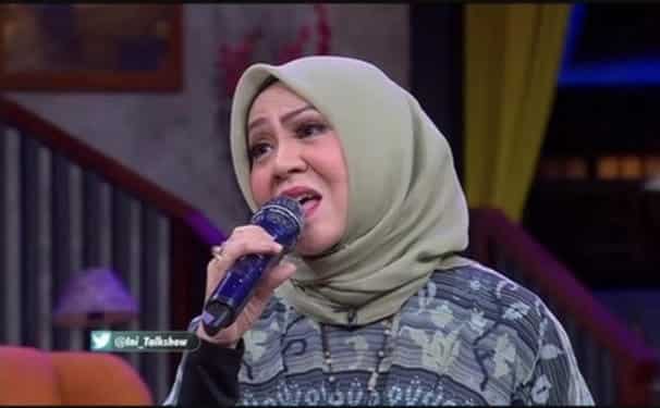 Penyanyi senior Endang S. Traurina. (Aris MP)