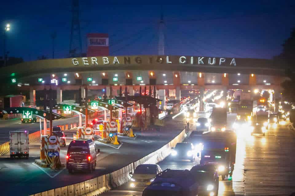 gerbang tol cikjpa