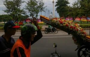 Karangan Bunga Ucapan Selamat Pramono-Rano, Pengamat: Bentuk Provokasi dan Intervensi Terhadap KPU DKI!