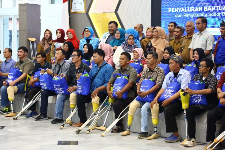 kaki palsu