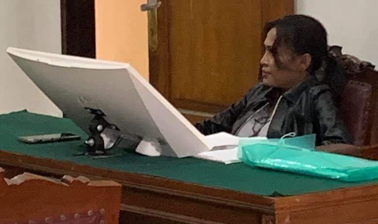 Sri Susantri Runtu, Bisnis Alkes hingga Sengketa di Pengadilan