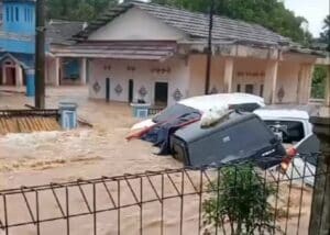Kemensos Salurkan Bantuan Logistik Bagi Korban  Bencana Alam yang Melanda 4 Kecamatan di Sukabumi