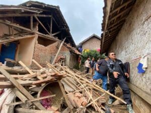 Ratusan Rumah Rusak Gegara Gempa Magnitudo 4.2, Pj Bupati Garut Pastikan Penanganan Cepat