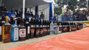 Bea Cukai Jakarta Amankan Miras dan Rokok Ilegal, Nilai Ditaksir Rp139,7 M!