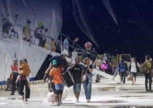 Pemudik Nataru, Sejak Kemarin Tumplek di Pelabuhan Fakfak